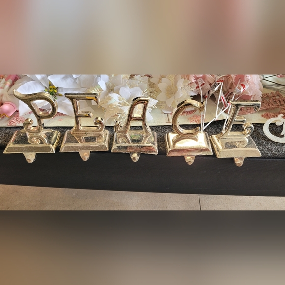 ***  SOLD *** CHRISTMAS DECOR BUNDLE (TREE & HOME) - Picture 9 of 9